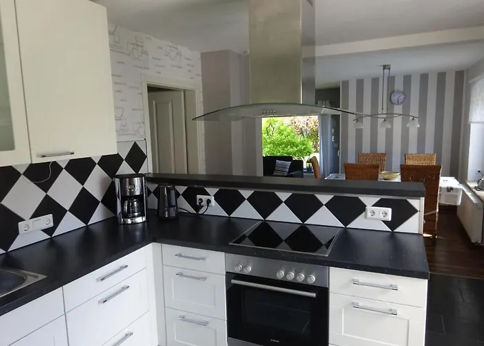 Schwiemann, Erdgeschoss * Cadenberge